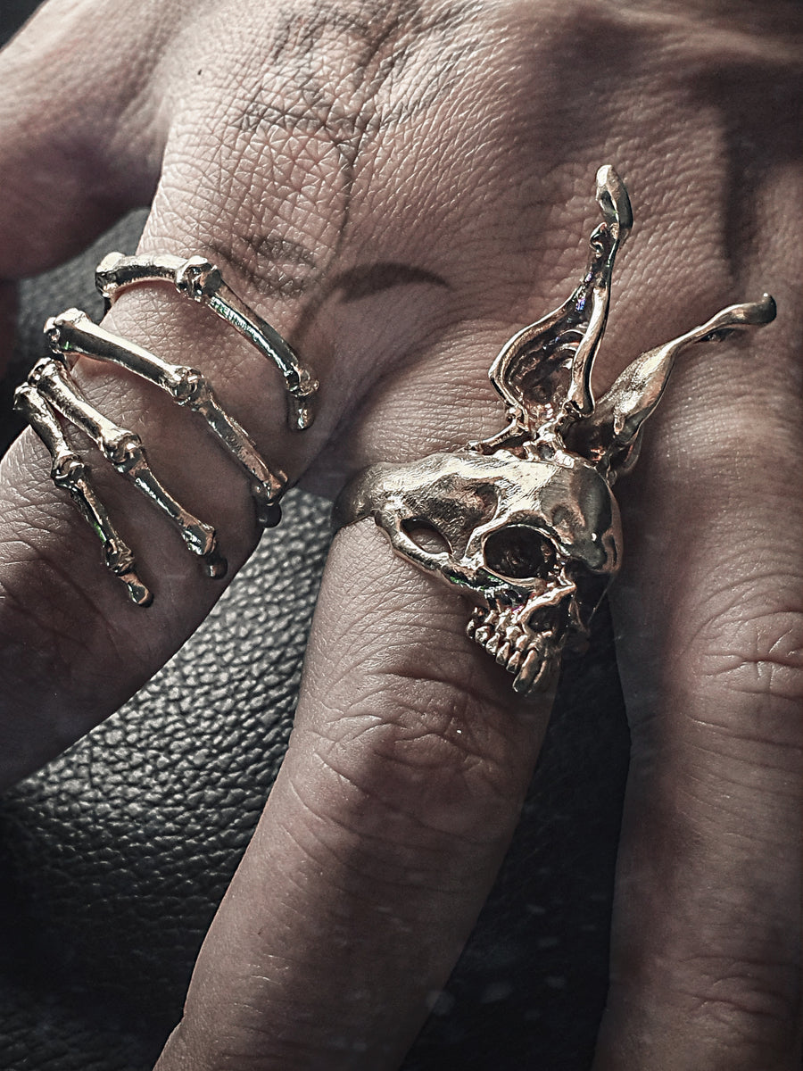 BunnySkullRing024032x3024_1200