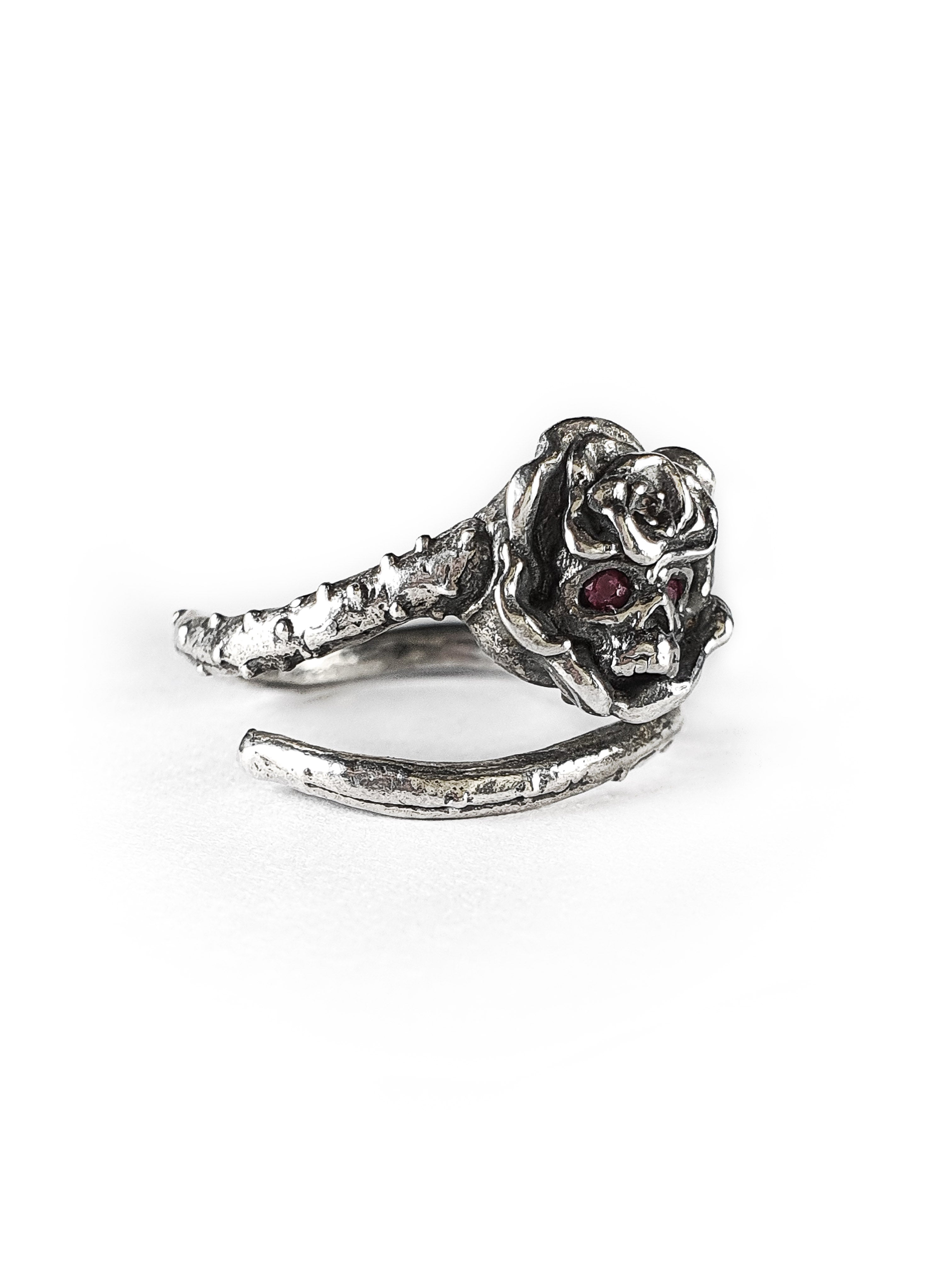 Amazon.com: Hoops & Loops Sterling Silver Oxidized Flower Rose Ring, Size  5: Clothing, Shoes & Jewelry